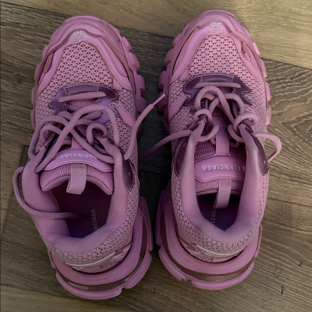 Balenciaga EUC Sneakers in Vibrant Pink SZ 36
